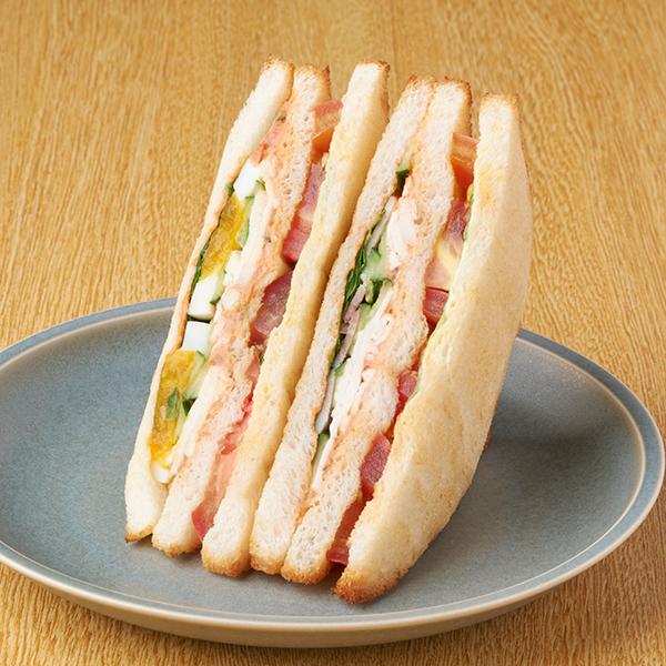 【東京都の一部】厚切りトマトのクラブハウスサンド