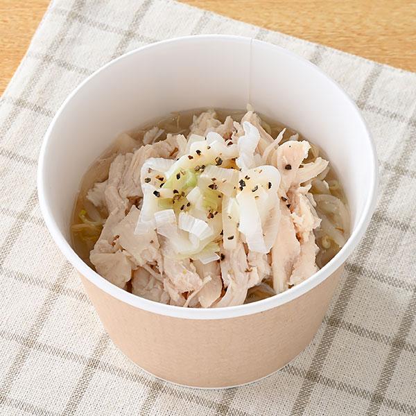 鶏の旨み広がる参鶏湯風スープ