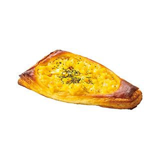 たっぷりコーンマヨデニッシュ