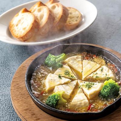 ≪信濃町店限定≫カマンベールアヒージョバゲット付
